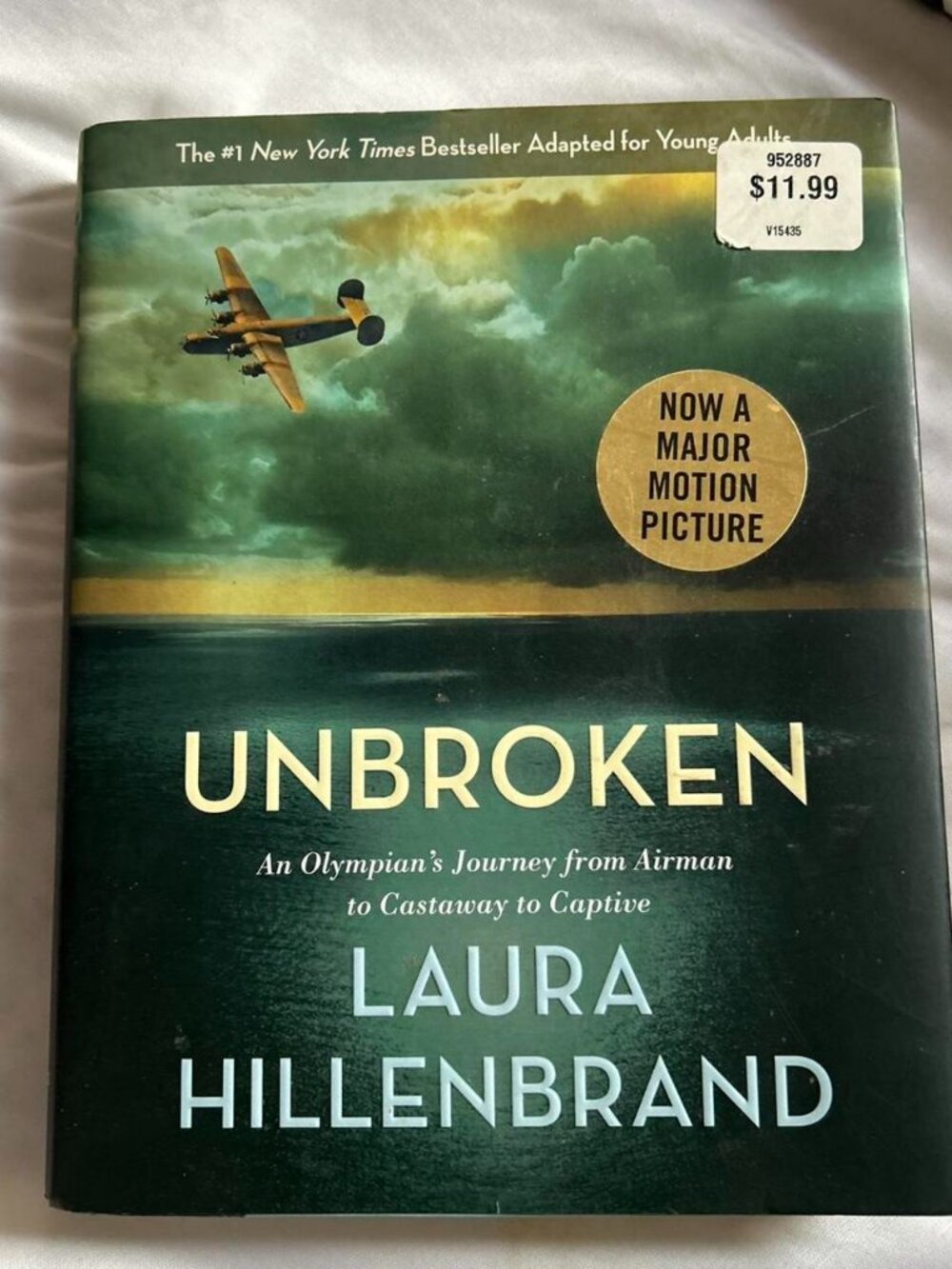 Laura Hillenbrand Unbroken Hardcover Book